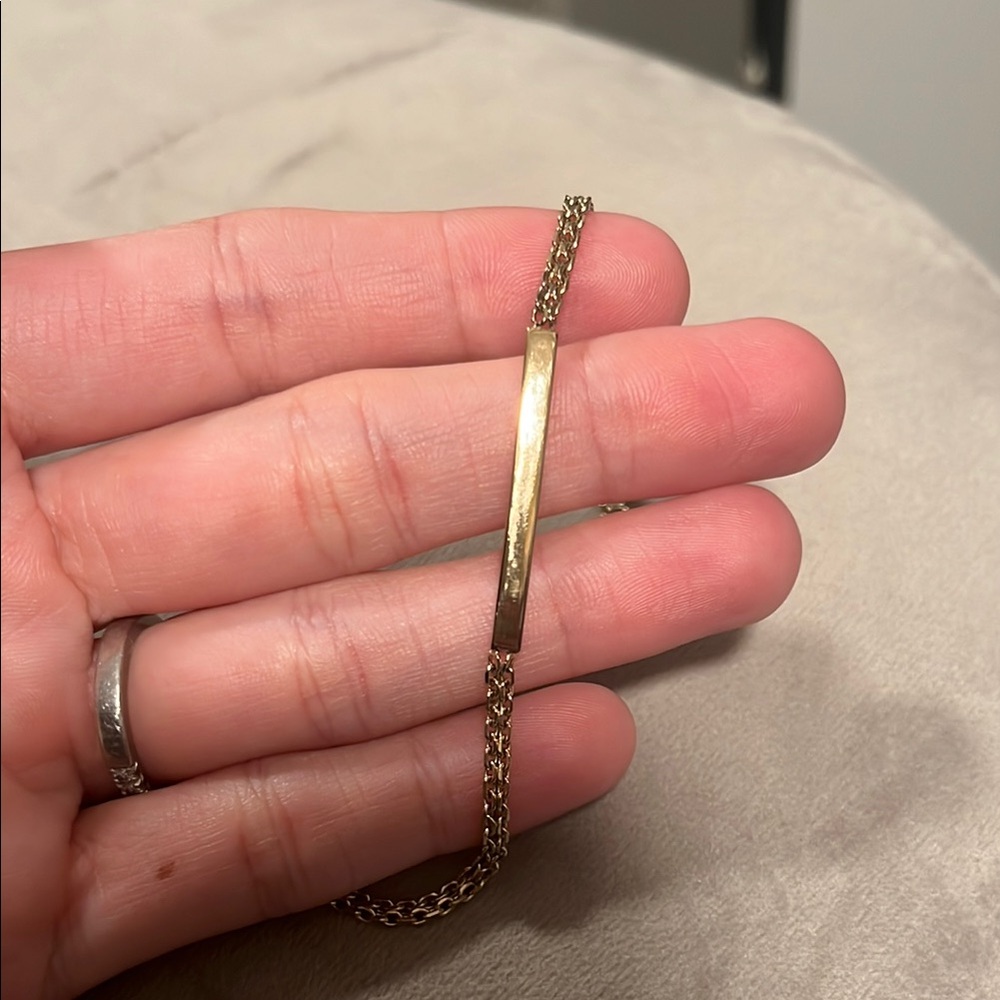 Fossil Elegant Gold Bar Bracelet